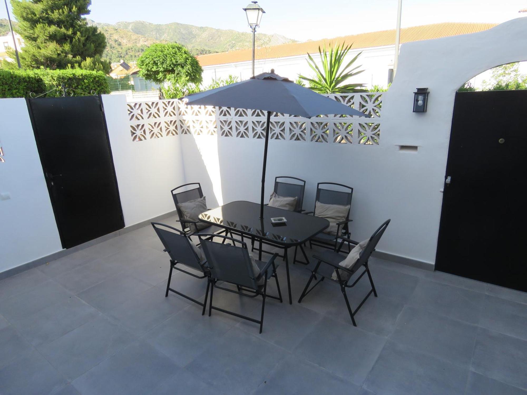 Apartamento bien situado en Marbella Exterior foto