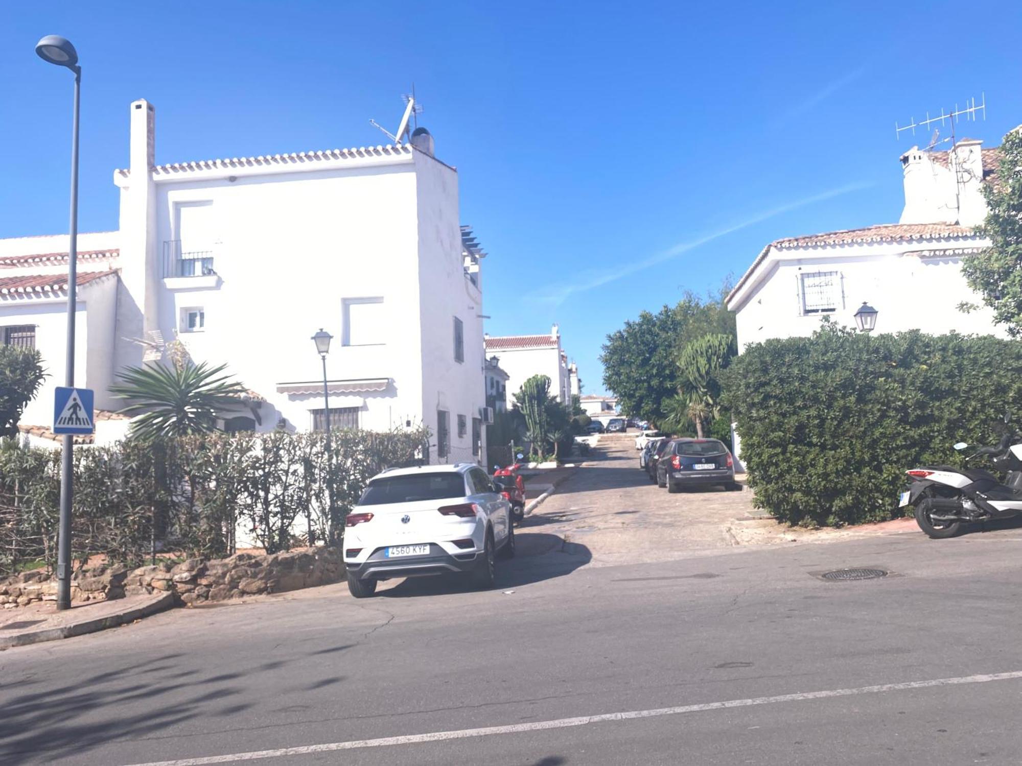 Apartamento bien situado en Marbella Exterior foto